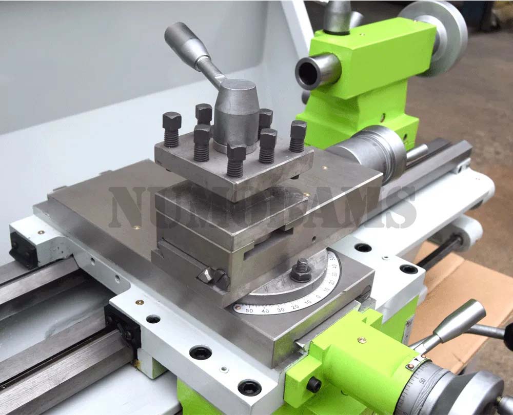 Загальний вигляд токарно-гвинторізного верстата Numobams SJM280 Numobams SJM280 Загальний вигляд токарно-гвинторізного верстата